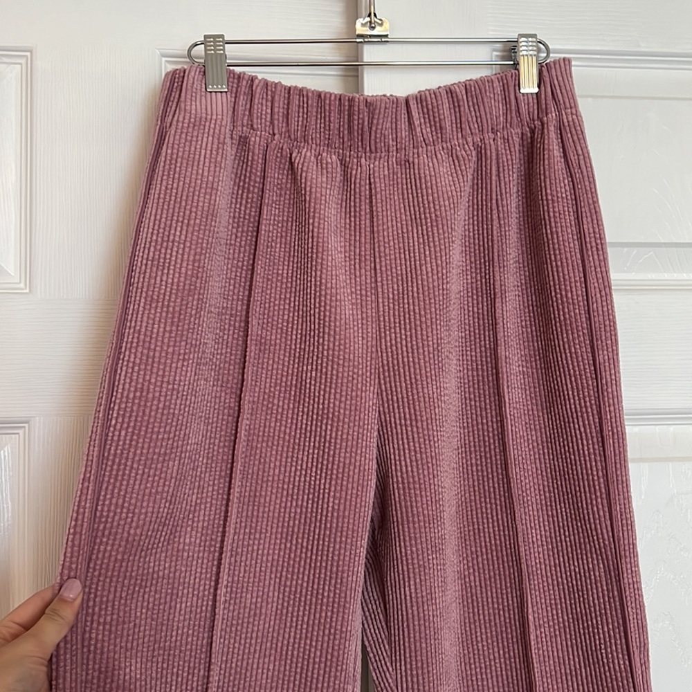 BDG Pink Flare Pants!
